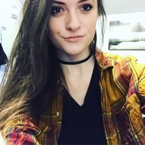 Meet your Posher, Claire